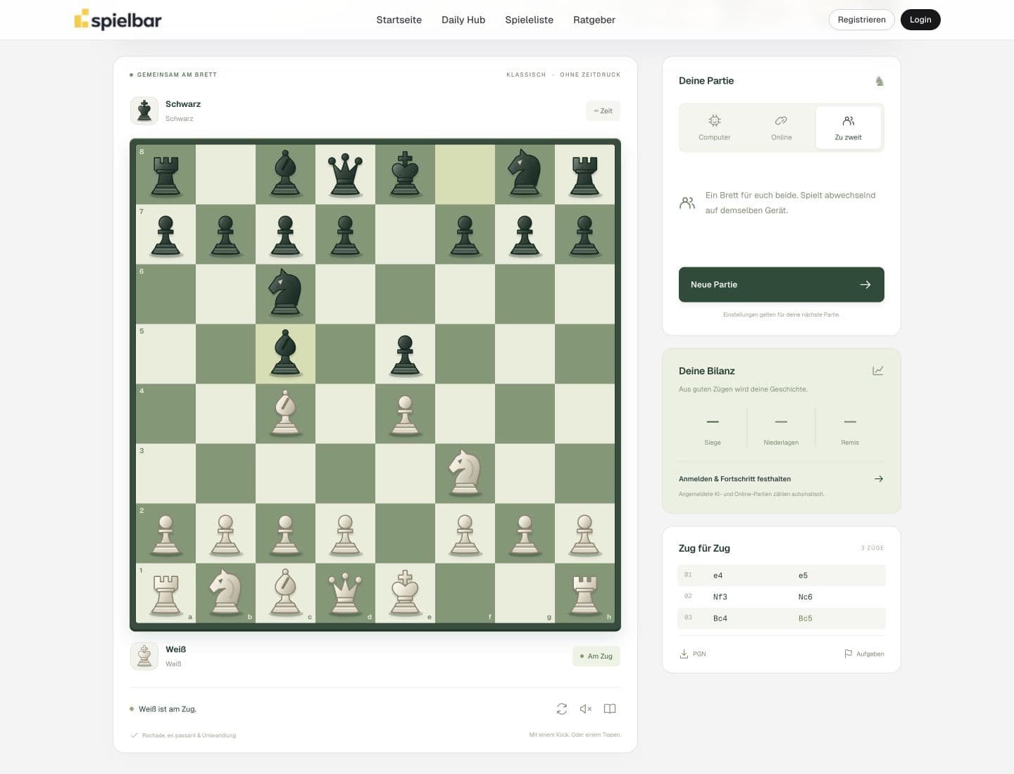 Spielbar-Schach nach den ersten Entwicklungszügen mit Brett und Partiebereich